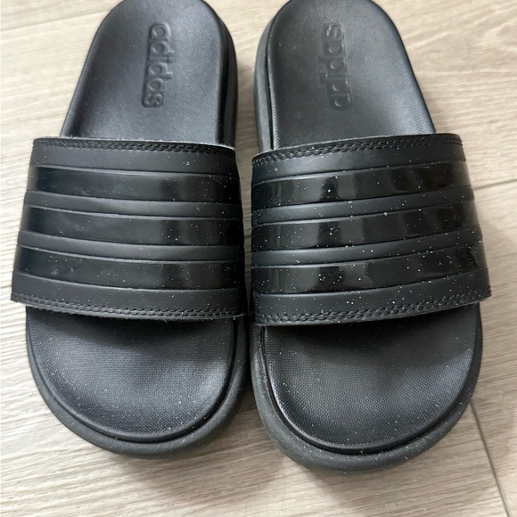 Adidas Adilette Platform Slide Sandal - Picture 5 of 7